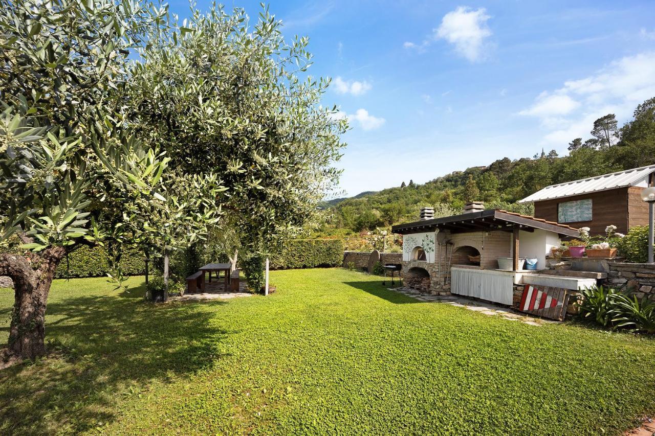 Mansarda Albero Verde Con Piscina Casanova Lerrone Exteriér fotografie